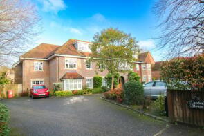 Flat 1, Landen House, Rectory Road, Wokingham RG40 1EE