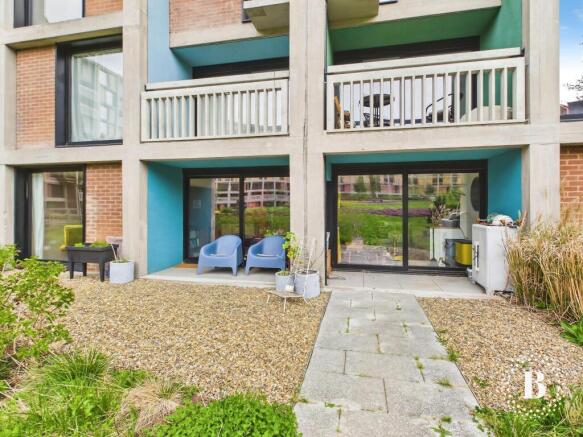 2 bed Apartment for sale Image 11