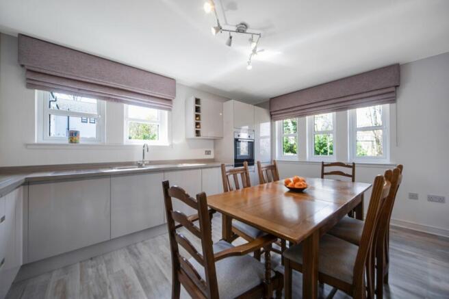 Kitchen/Dining