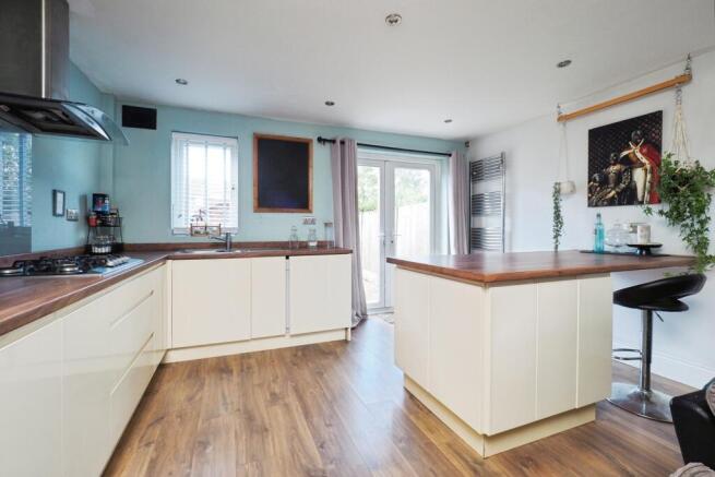 Fitted Kitchen
