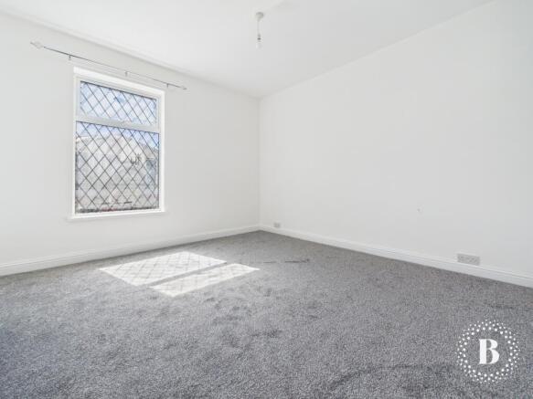 3 bed Terraced to rent Image 7