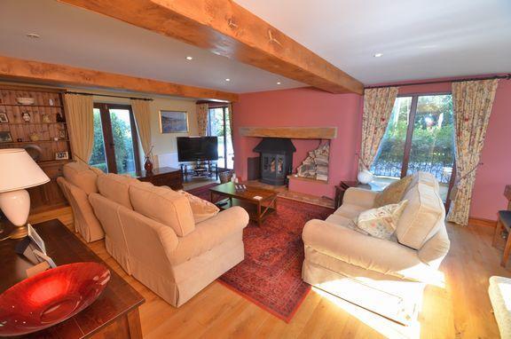 Sitting room II