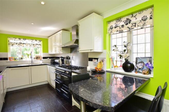 Kitchen/Breakfast Room