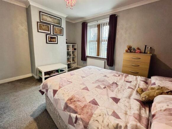2 bed Terraced for sale Image 10