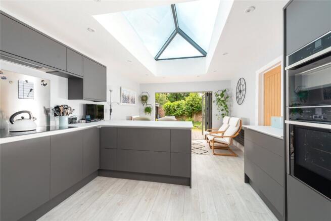 Kitchen/Breakfast Rm