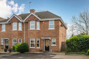 3, Beckingham Place, Reading RG7 1SA