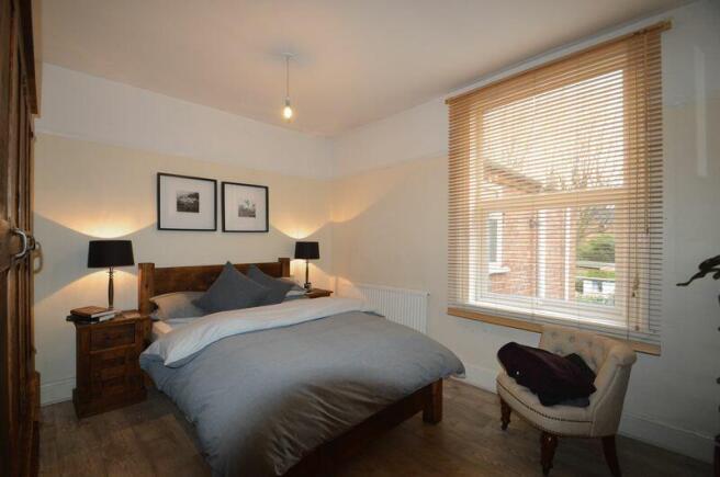 REAR BEDROOM