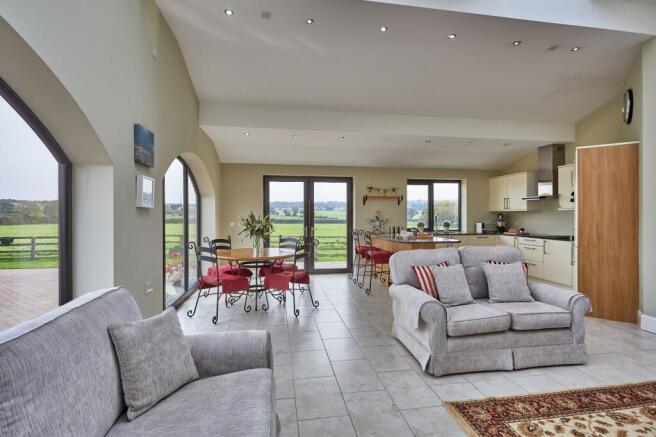 3 bed Detached Bungalow for sale Image 5