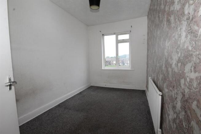 3 bed Terraced for sale Image 5