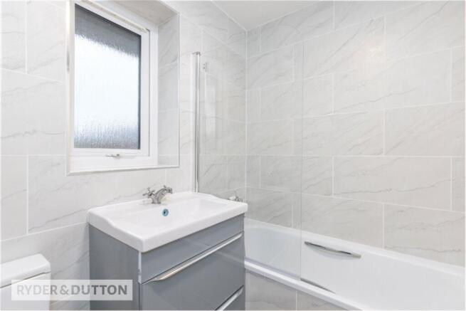 3 bed Semi-Detached for sale Image 11