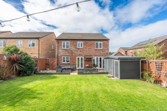 4 bed Detached for sale Image 4