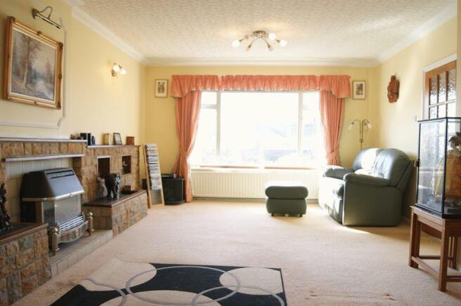 lounge 3