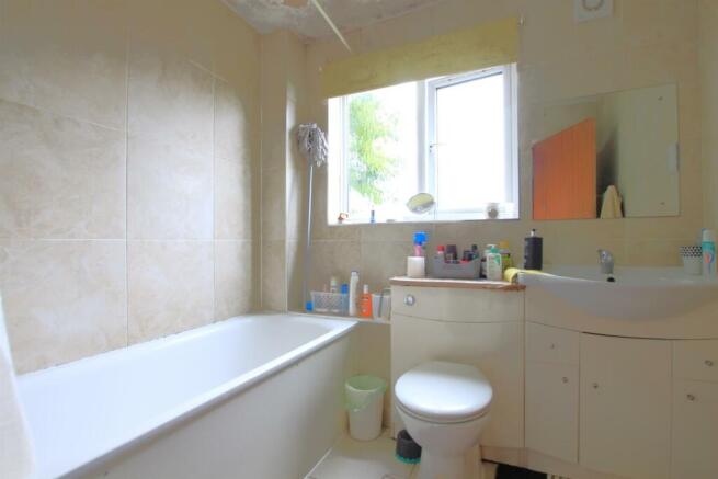 Family Bathroom/ WC