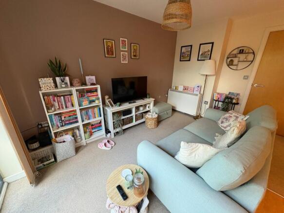 Not Specified to rent Image 9