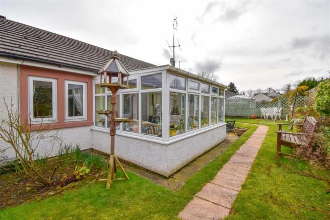 8 Cumberland Way Rear Garden c.jpg