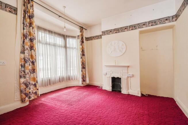 3 bed Terraced for sale Image 11