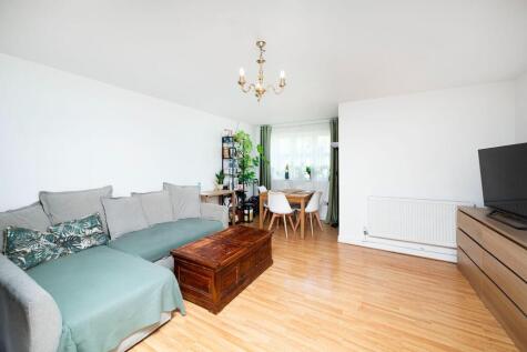 Harper Close, Oakwood, Southgate N14