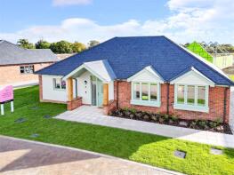 12, Maldon Road, Burnham-on-crouch CM0 8NS