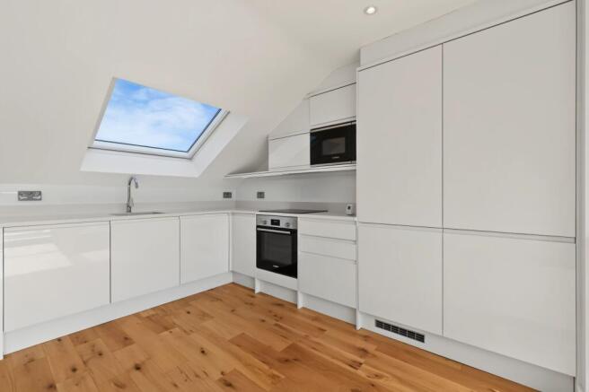 Kitchen / reception
