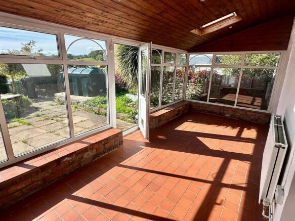 WhatsApp Image 2025-09-29 at 13.26.01_9dd04665.jpg