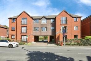 Flat 14, Windsor Court, Bullar Road, Southampton SO18 1BT