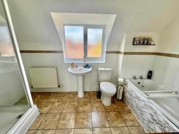 Ensuite Bathroom