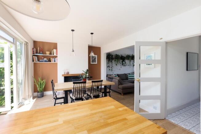 57 Queenshill Road-25.jpg