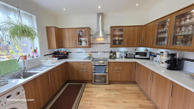 KITCHEN - DINER