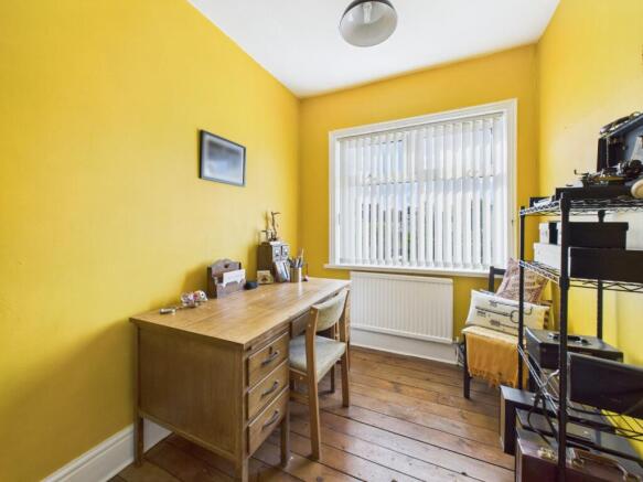 3 bed Semi-Detached for sale Image 12