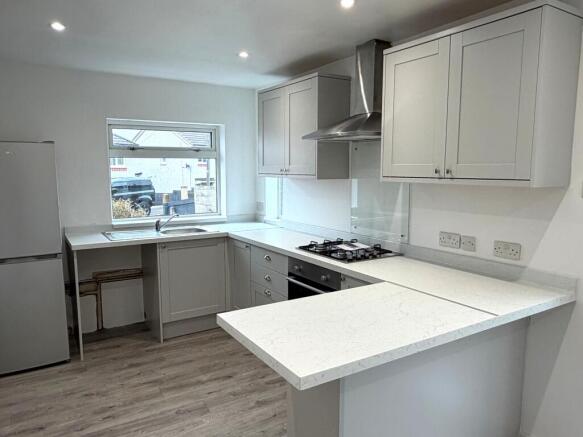 Diningkitchen T202610121518.jpg