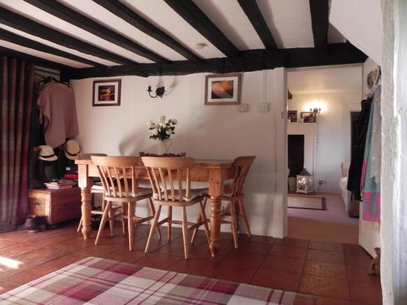 Entrance/dining room