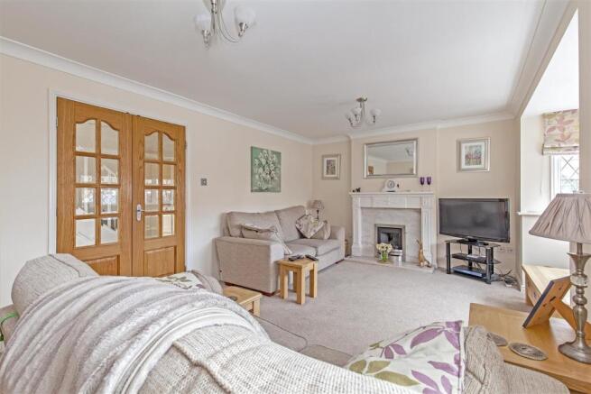 Reception Room-2.jpg