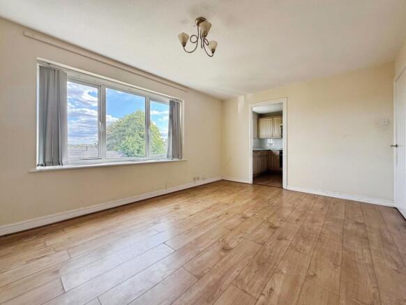 2 bed Apartment for sale Image 6
