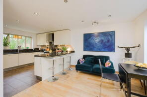 19, Oak Park Gardens, London SW19 6AR