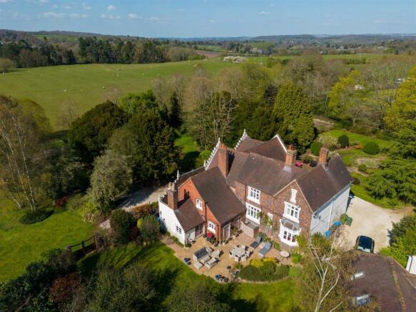 01 Dunsley Manor Kinver 1.jpg
