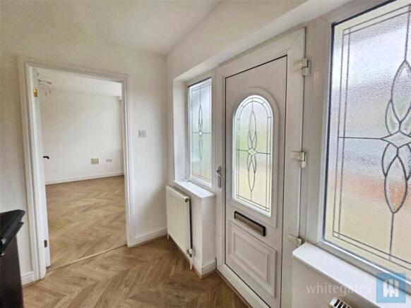 3 bed Detached to rent Image 4