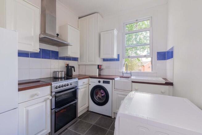 5 Newlands House-...