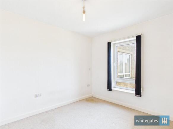 1 bed Apartment to rent Image 5