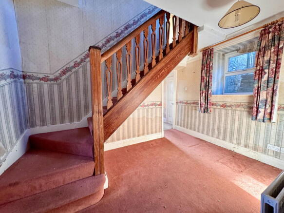 4 bed Detached for sale Image 7