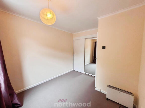 2 bed Flat for sale Image 11