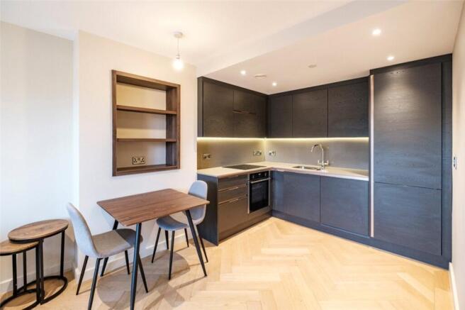 1 bed Apartment to rent Image 4