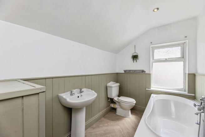 2 bed Terraced for sale Image 5