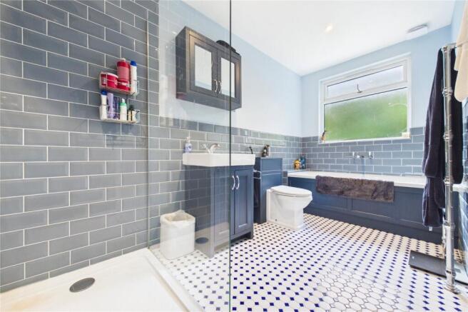 Ensuite