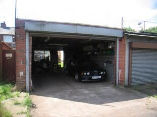 Workshop/garage