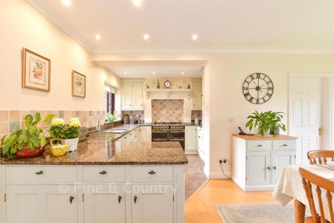 Kitchen/Breakfast Room