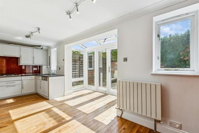 Braid Court, W4 - FOR SALE