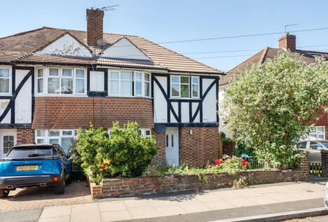 Lynmouth Avenue, Morden, SM4
