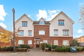 Flat 13, 24 Cranmer Court, St Lawrence Road, Upminster RM14 2UP