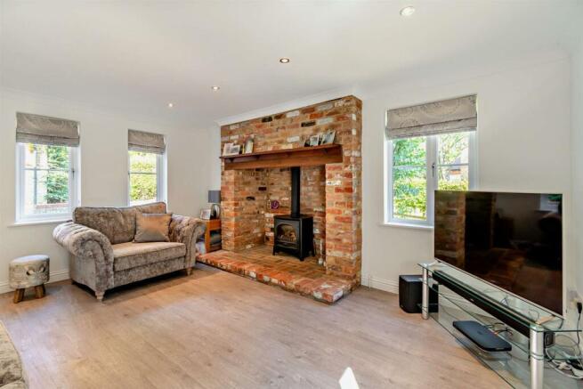 8569855-interior10-800.jpg