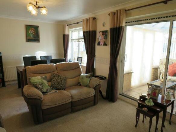 Living Room and Dini